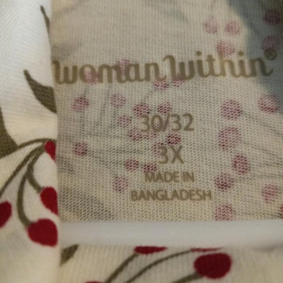 Woman Within 30/32 30W 32W 3X Cream Cotton Turtleneck Olive Leaves Red Berries - Picture 3 of 3